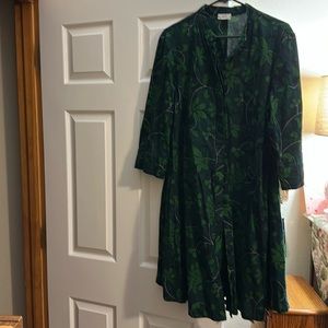 Zuri size large, Evergreen pattern
